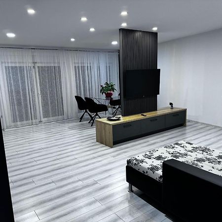 Whitehouse2 Apartment Arad Ngoại thất bức ảnh